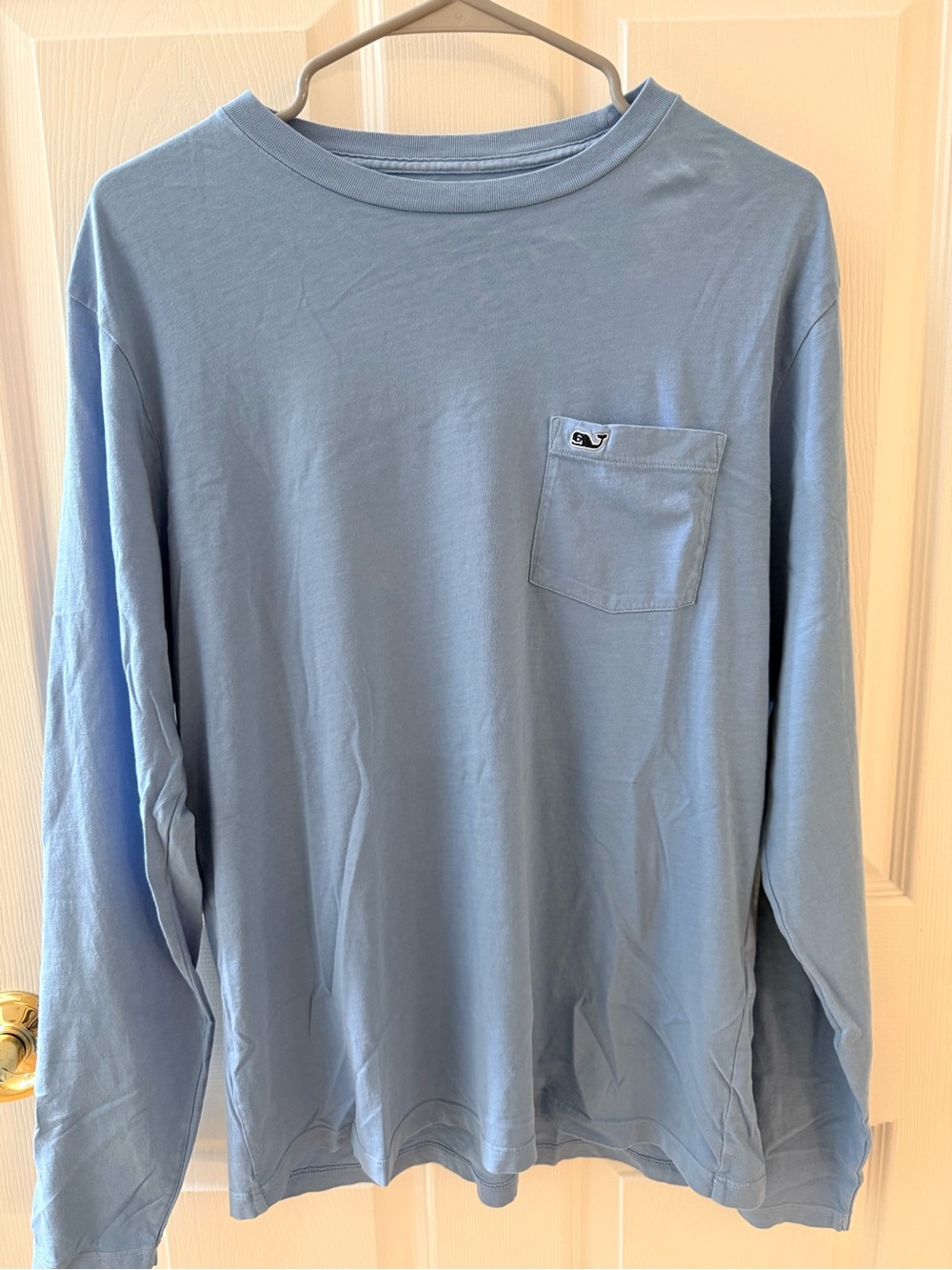 Vineyard Vines Men's Long-Sleeve Pocket Tee in Sky Blue